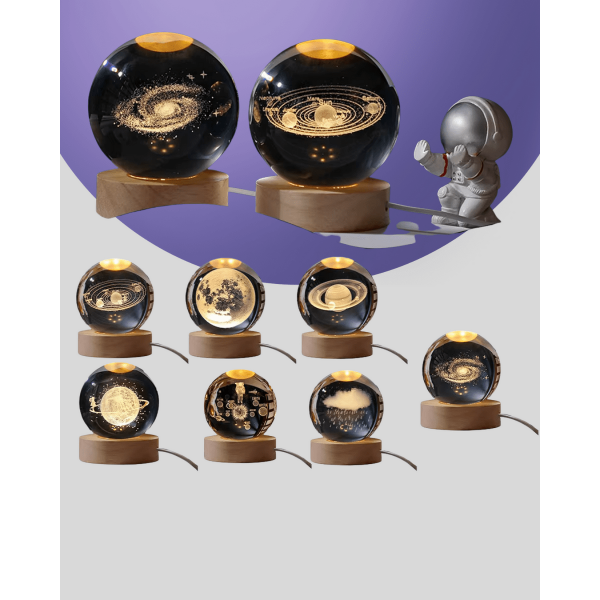 Samanyolu Desenli Kristal Küre Ahşap Standlı Gün Işığı LED Masa Lambası